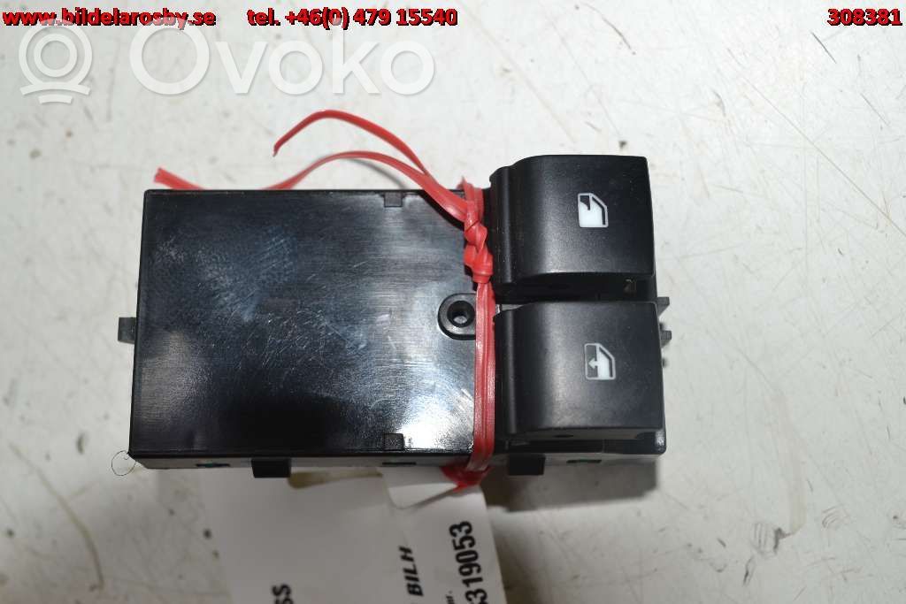 Chevrolet Camaro Electric window control switch 