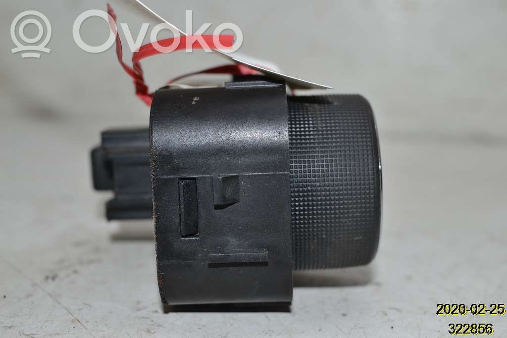 Chevrolet Silverado Light switch 