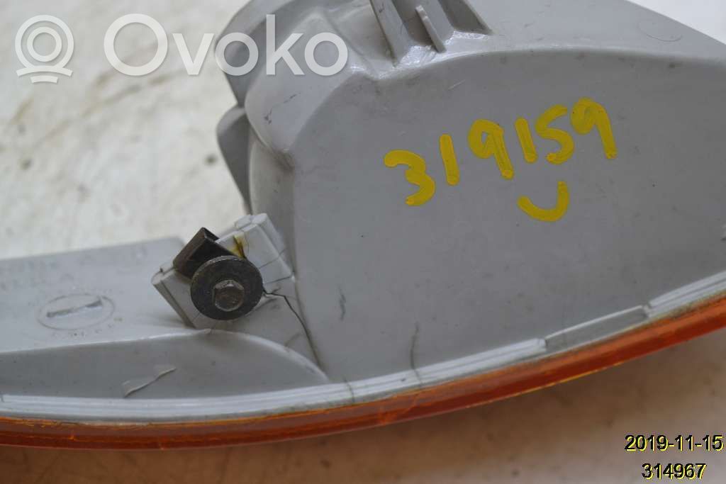 Chevrolet Camaro Front indicator light 