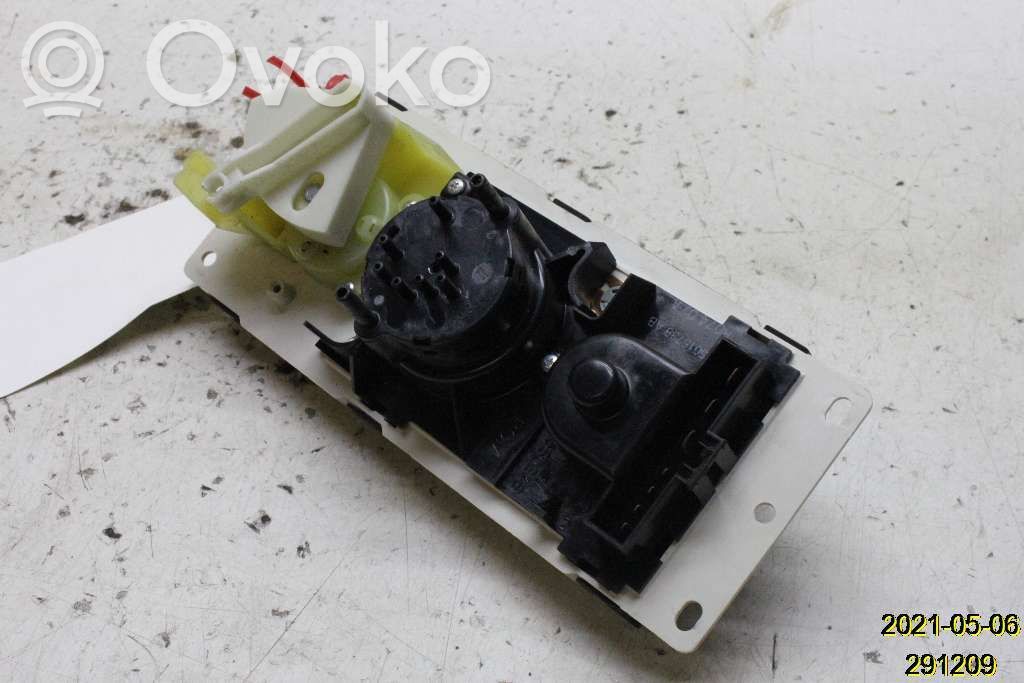 Climate control unit   05015738AB,65500821