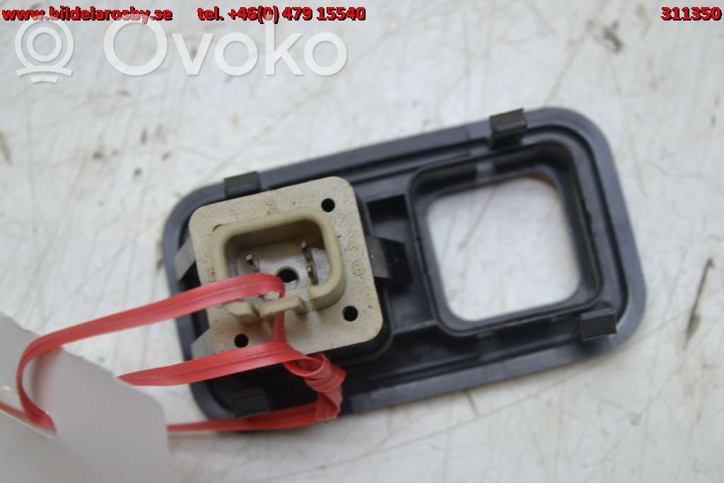 Tailgate/boot open switch button   10359728