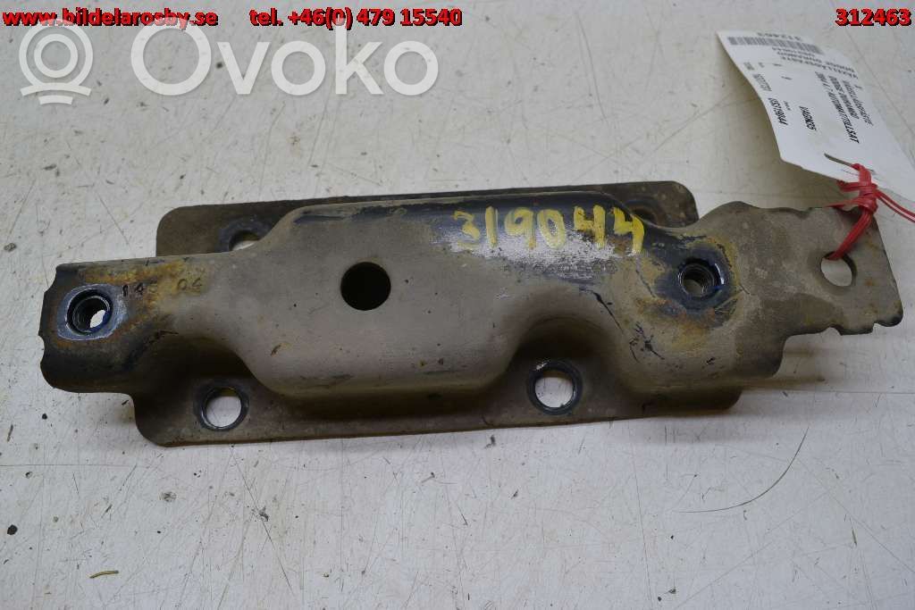 Gearbox mount   52020546