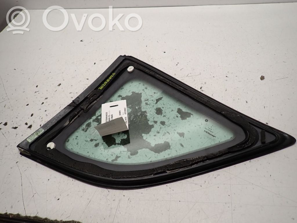 Dodge Challenger Rear side window 