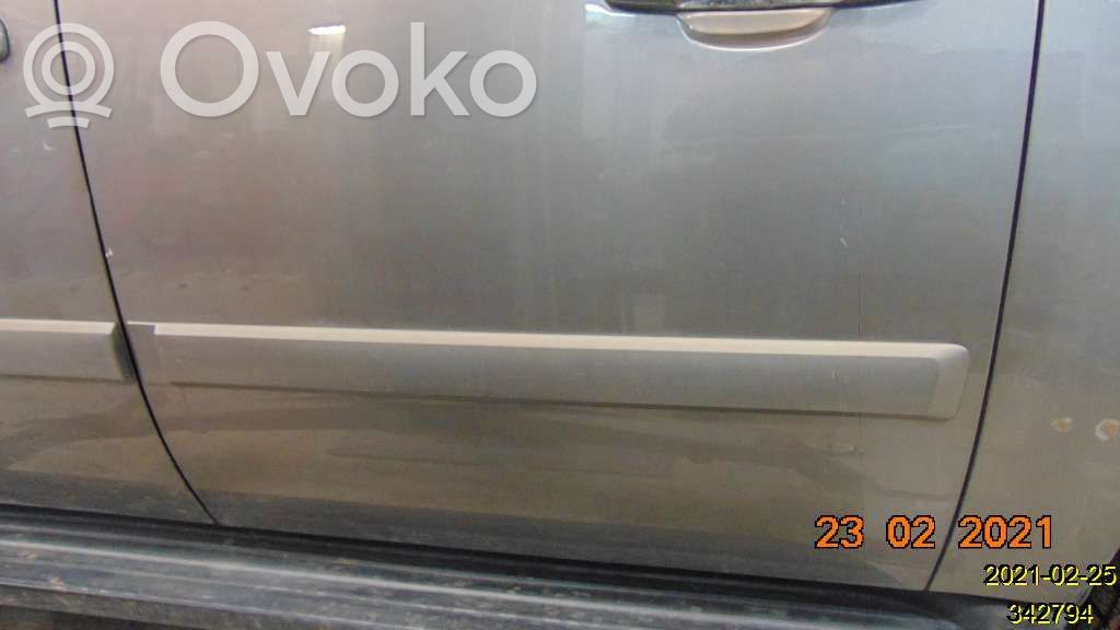 Chevrolet Suburban Aizmugurējās durvis 