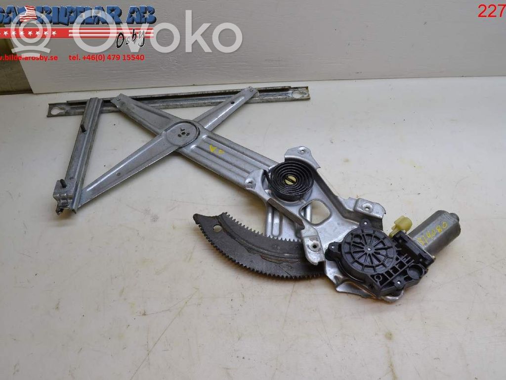 Dodge RAM Front door window regulator with motor 