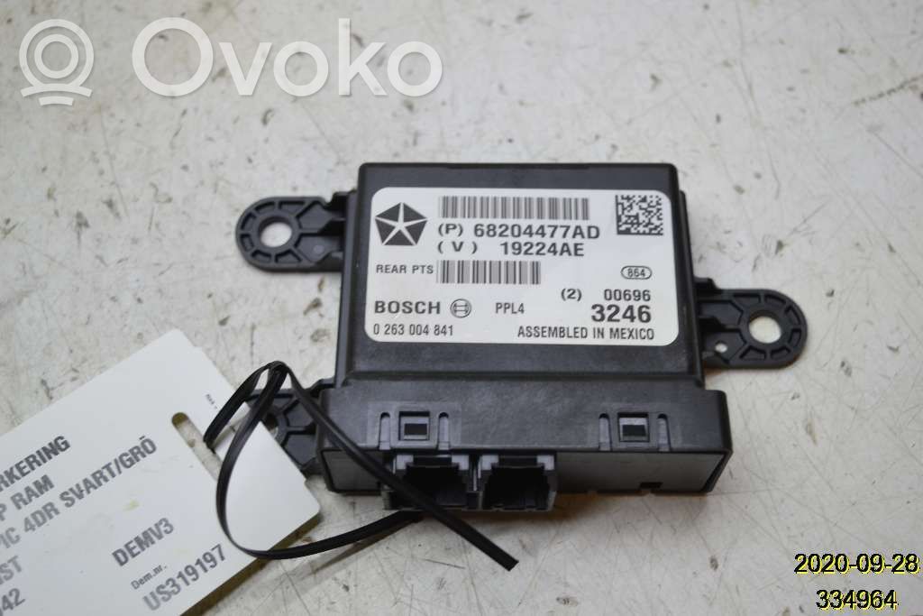 Parking PDC control unit/module   68204477AD,59108042