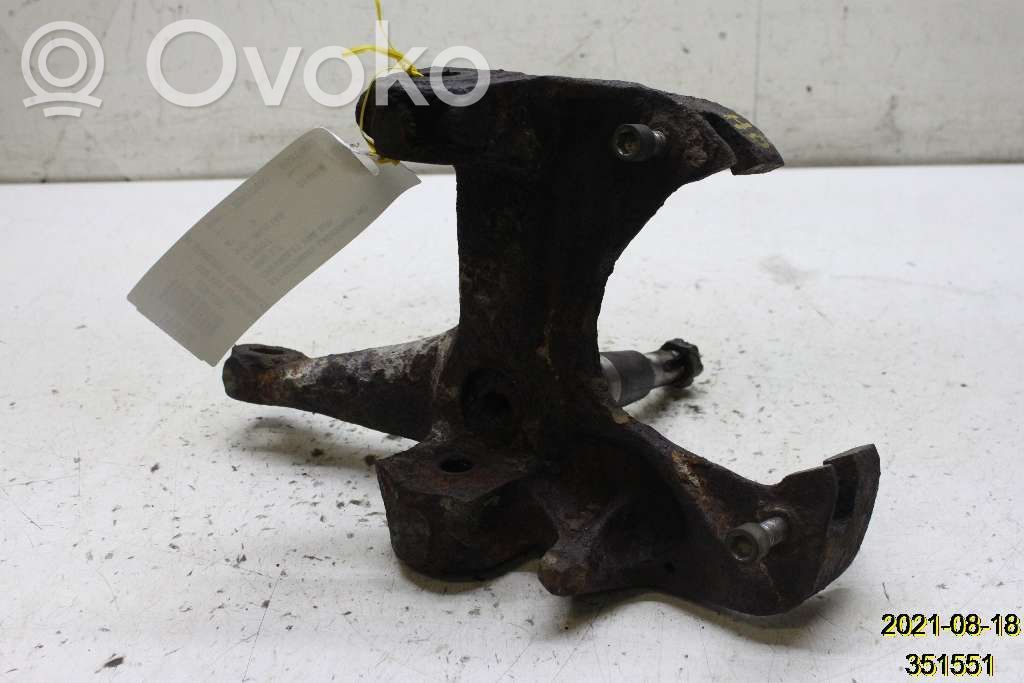 Chevrolet Van G20 Achsschenkel vorne 