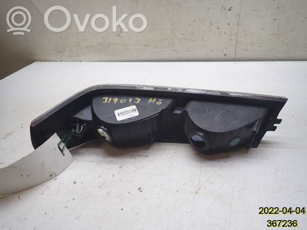Chevrolet Colorado Front indicator light 