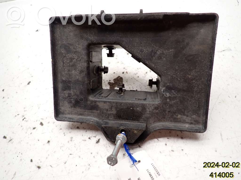 Chevrolet Corvette Battery tray 
