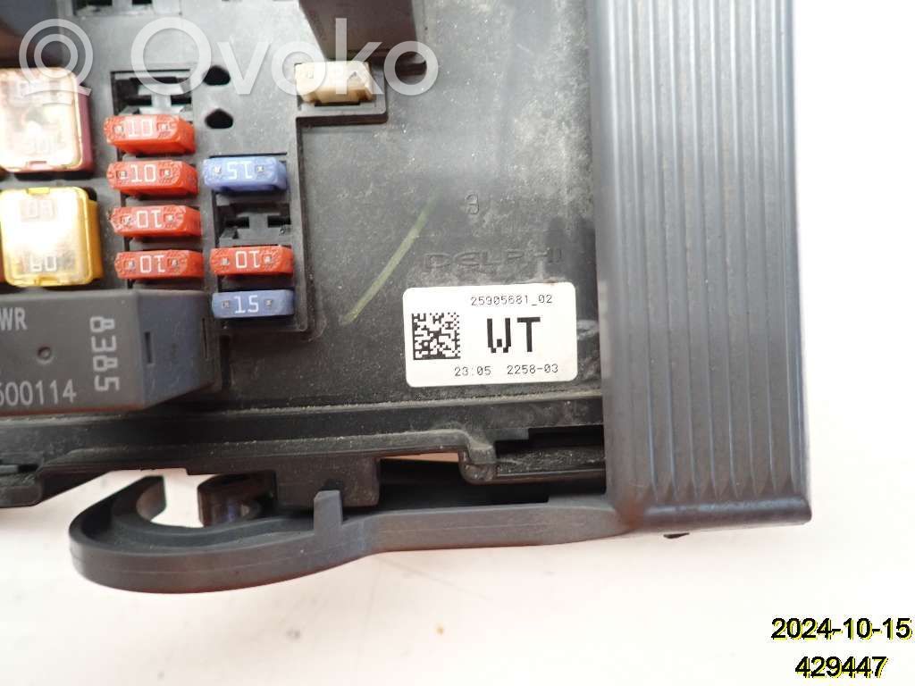 Chevrolet Tahoe Fuse module 