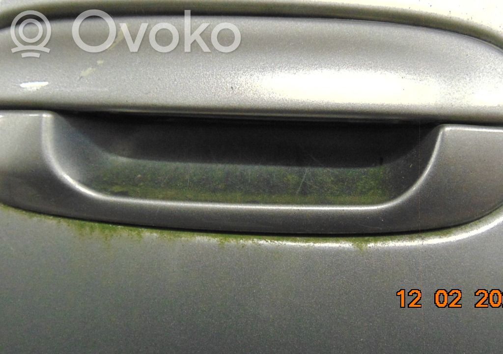 Chevrolet TrailBlazer Manecilla externa puerta delantera 