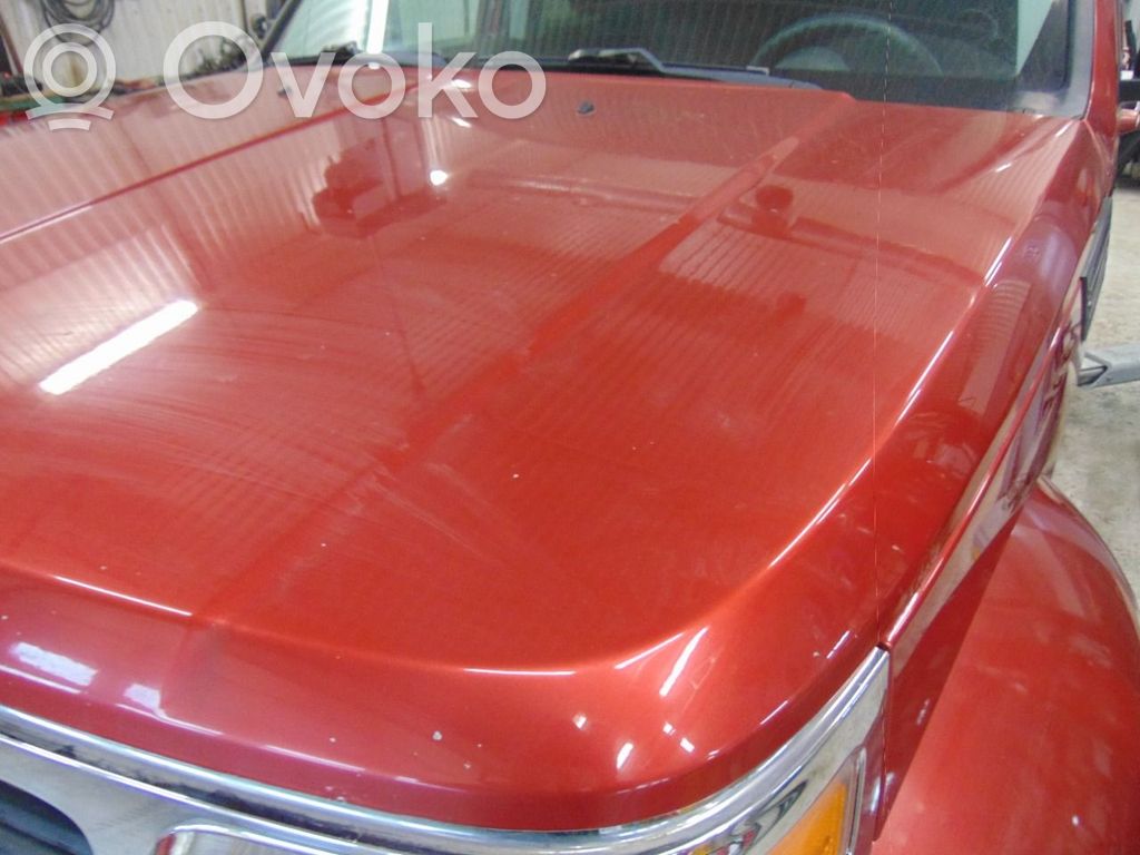 Dodge Nitro Dzinēja pārsegs (vāks) 