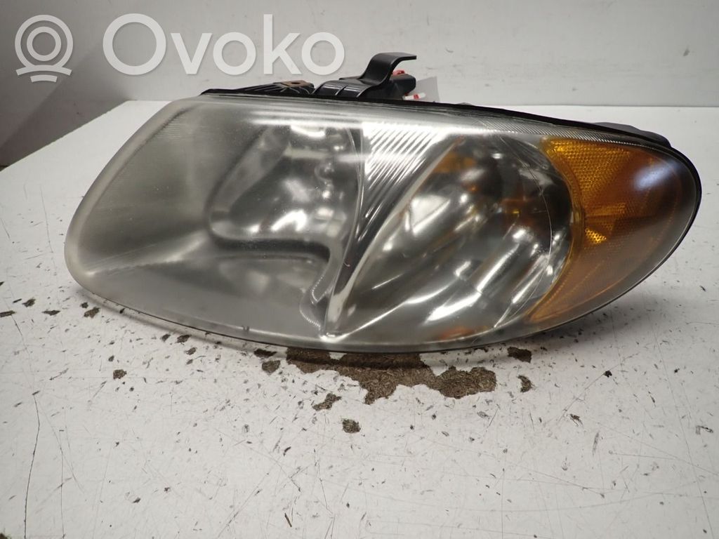 Chrysler Voyager Headlight/headlamp 