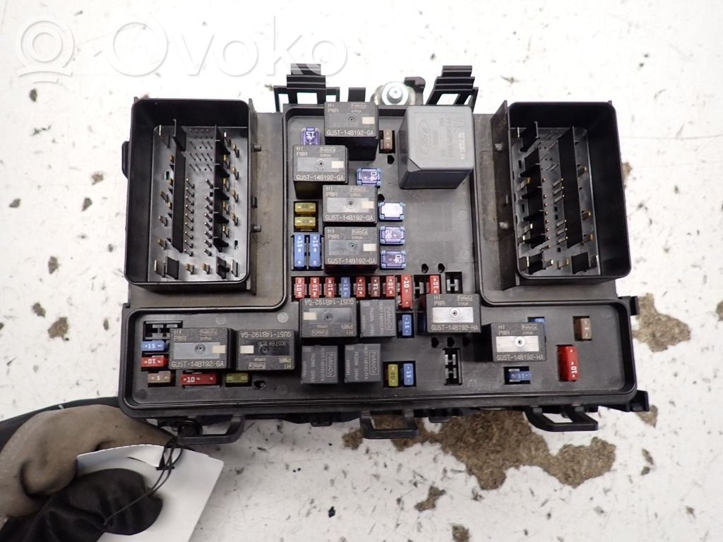 Module de fusibles   JB3T14D068CB