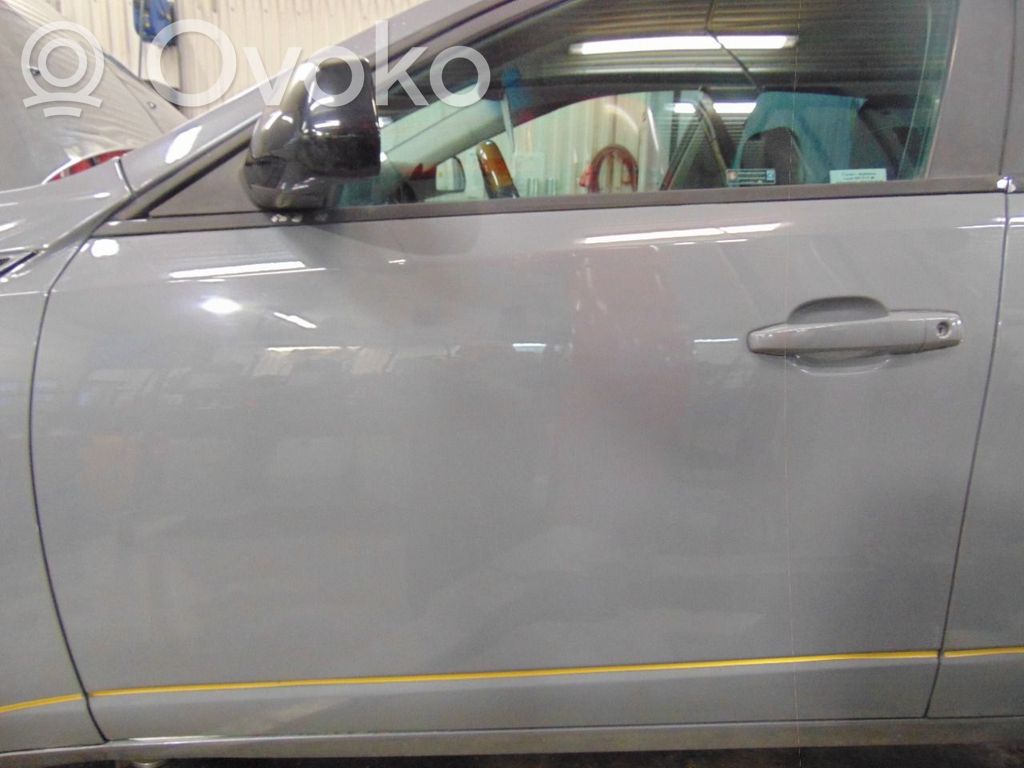 Cadillac CTS Front door 