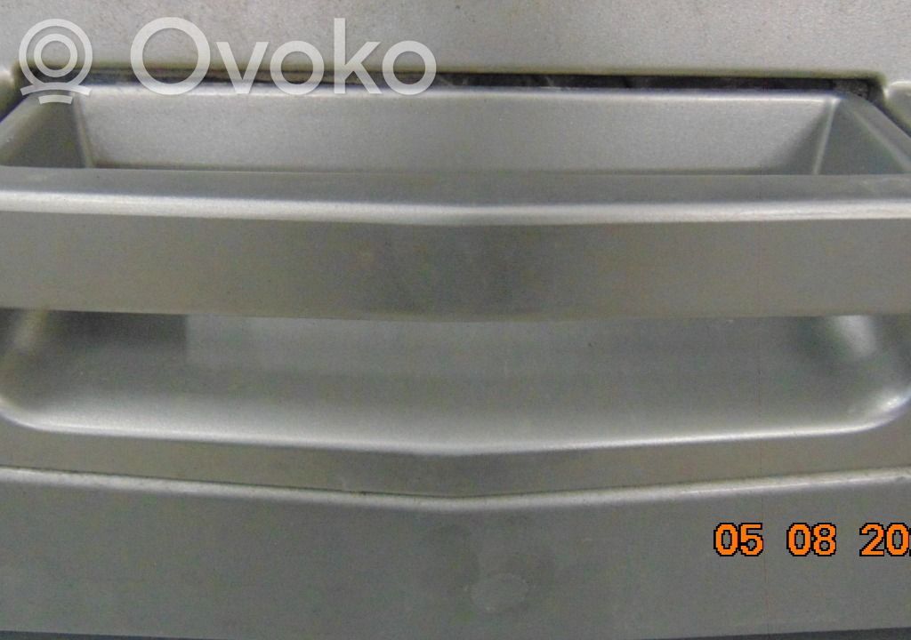 Cadillac SRX Tailgate/trunk/boot exterior handle 