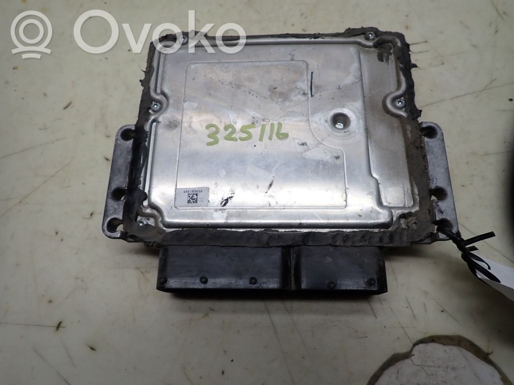 Unidad de control/módulo de la inyección   5150767AC,59008272,68211669AH