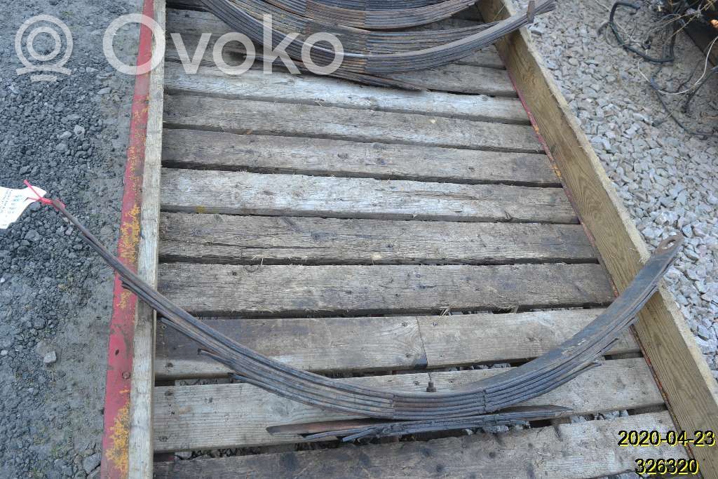 Rear leaf spring   51800219