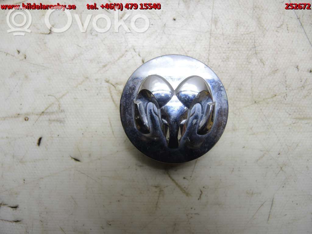 Tapacubos original de rueda   52110398AA
