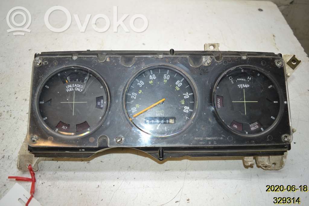 Speedometer (instrument cluster)