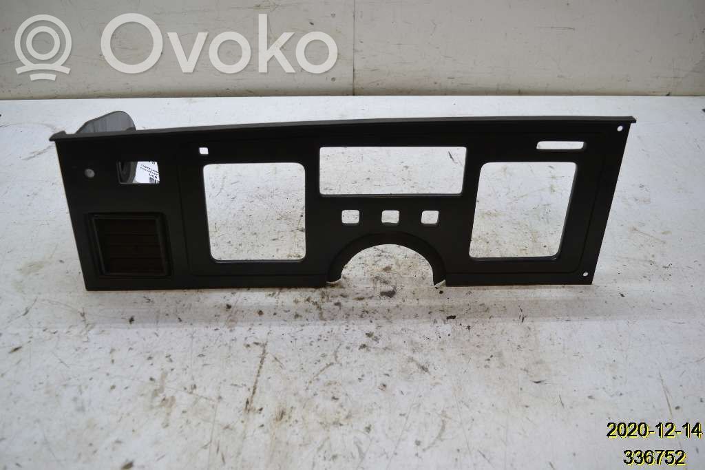 Dashboard trim