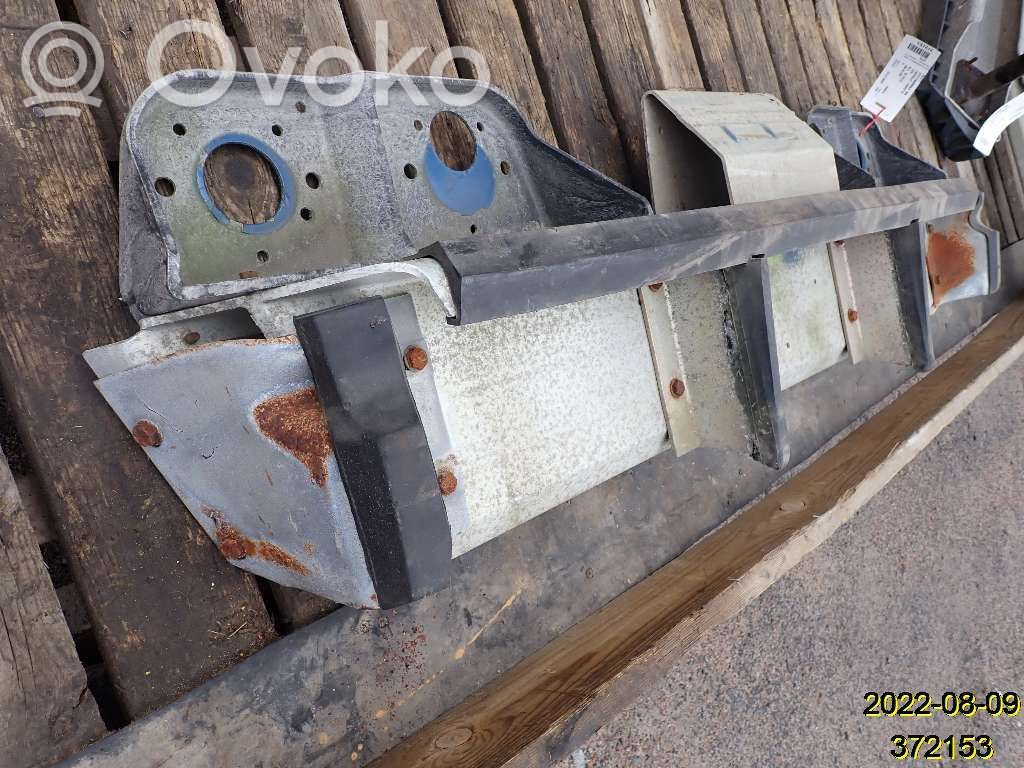 Aizmugurē bampera balka   19001199,462277