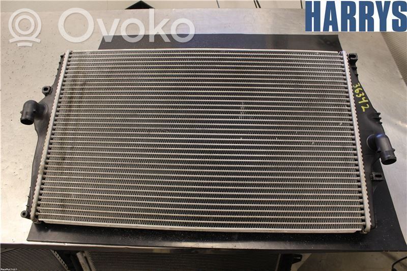 Volvo V70 Interkūlerio radiatorius 