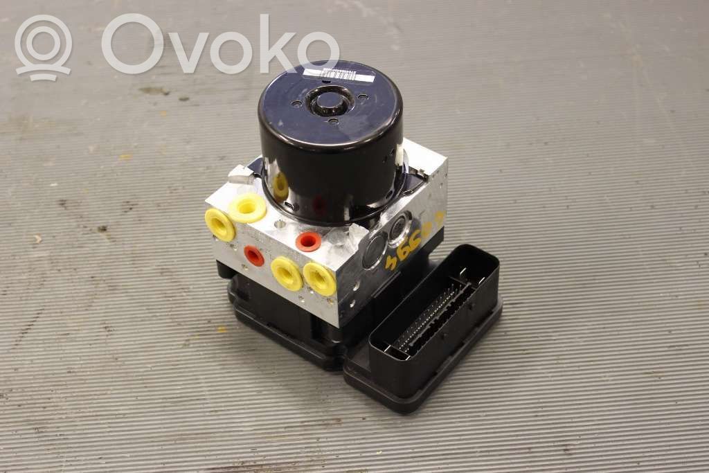 Volvo XC70 ABS Pump 