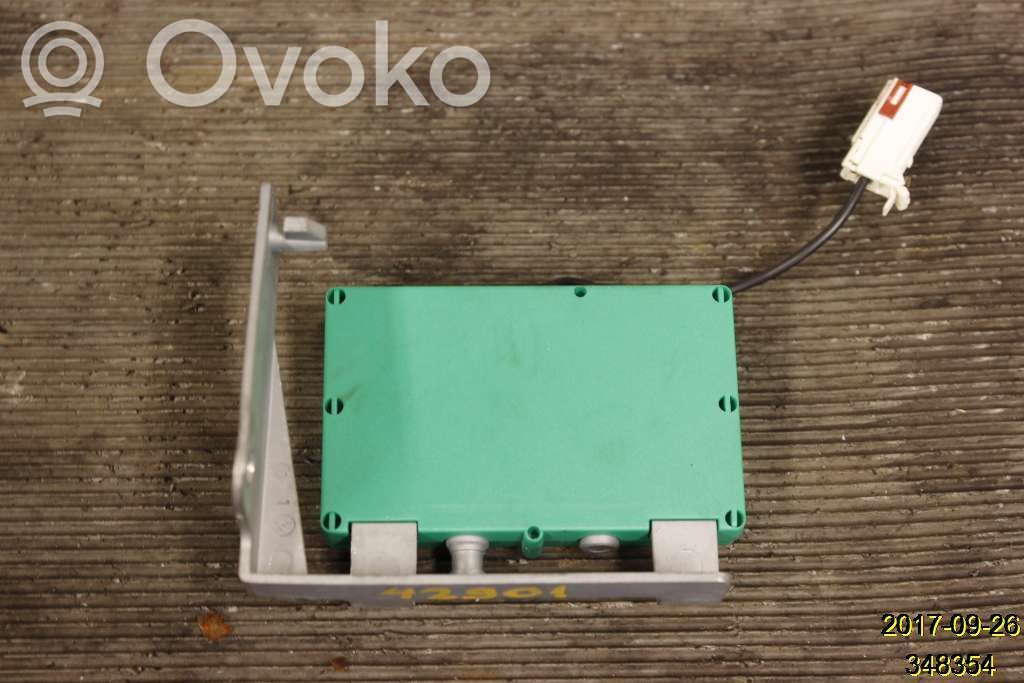 Volvo V70 Antenos stiprintuvas 
