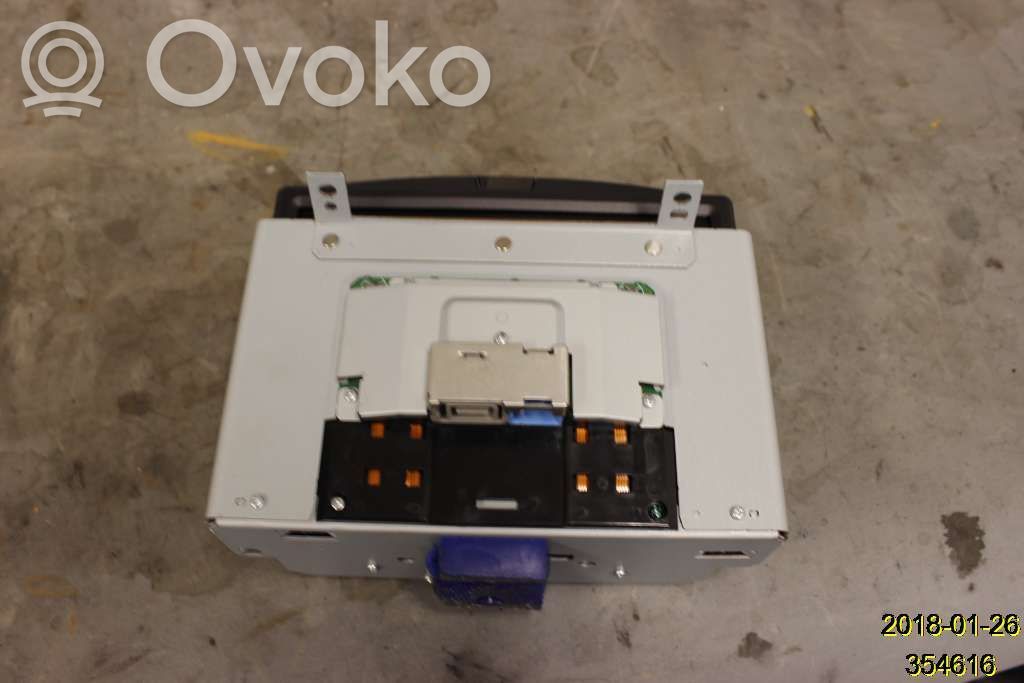 GPS navigation control unit/module   36050112