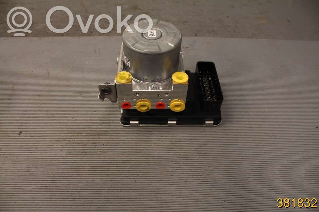 Volvo V60 ABS Pump 
