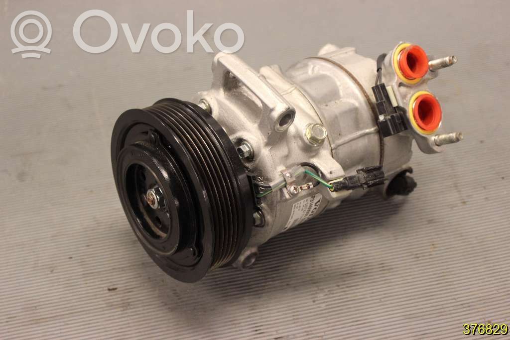 Volvo S90, V90 Kompresor / Sprężarka klimatyzacji A/C 