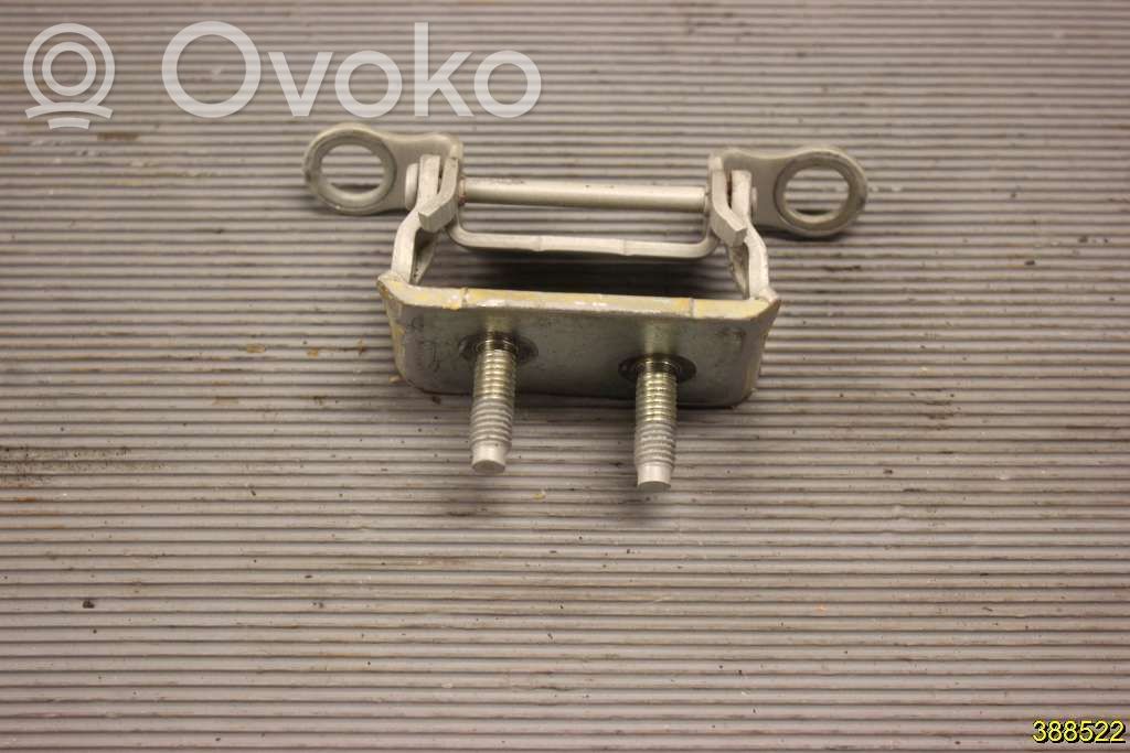 Volvo V50 Tailgate/trunk/boot hinge 