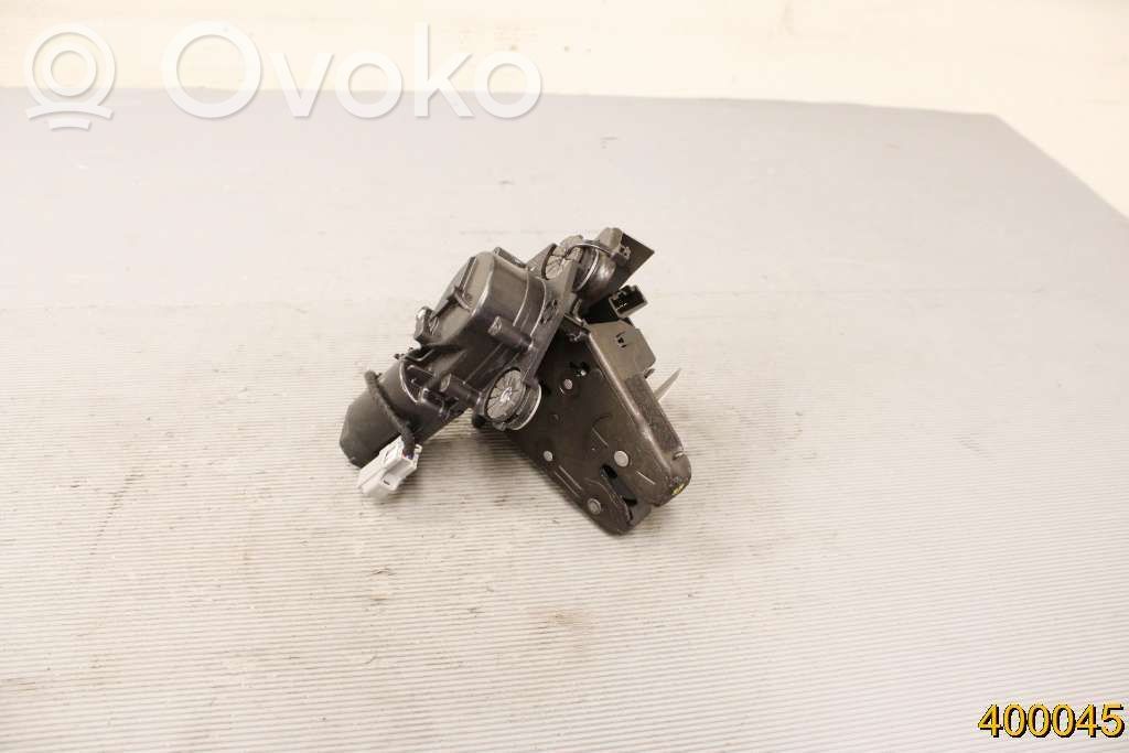 Volvo XC90 Loading door lock 