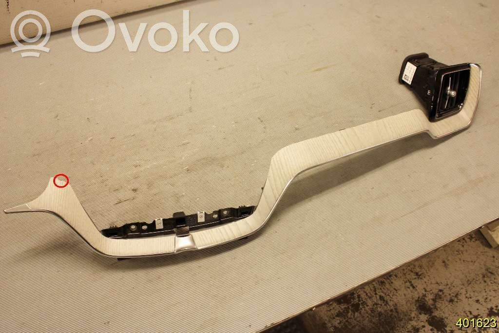 Volvo XC90 Dekoratyvinė apdailos juostelė 