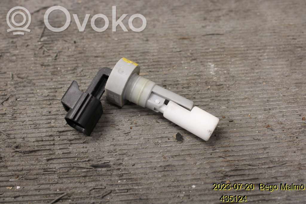 Volvo V60 Windshield washer fluid level sensor 