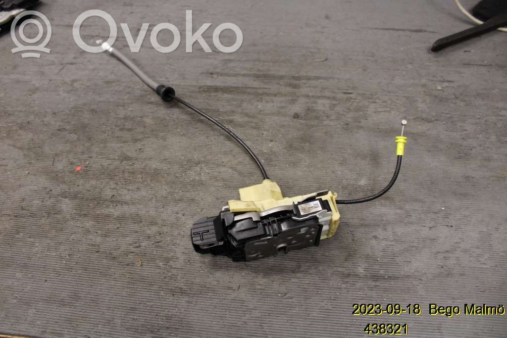 Volvo XC40 Centrinio užrakto varikliukas 