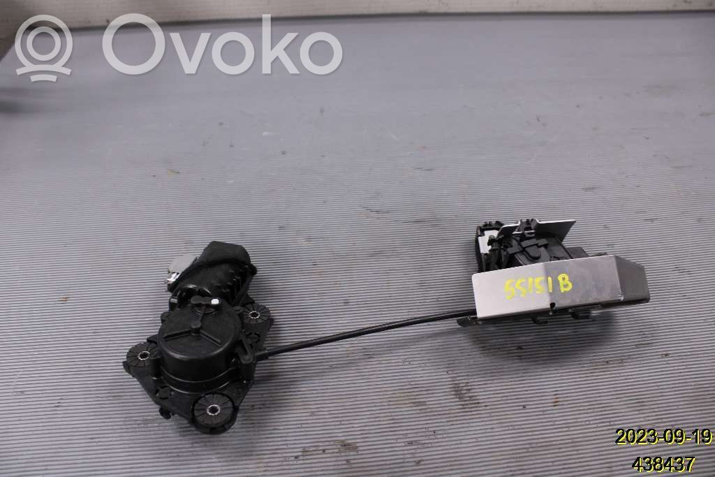 Volvo XC90 Loading door lock 