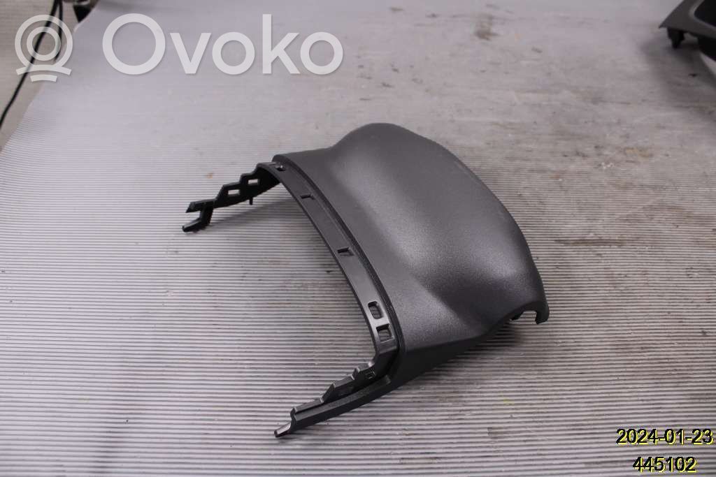 Volvo XC90 Steering wheel column trim 