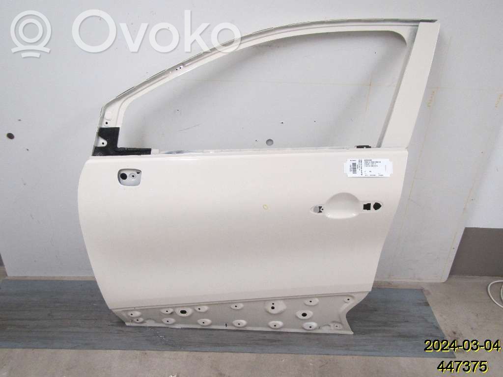 Renault Captur Front door 