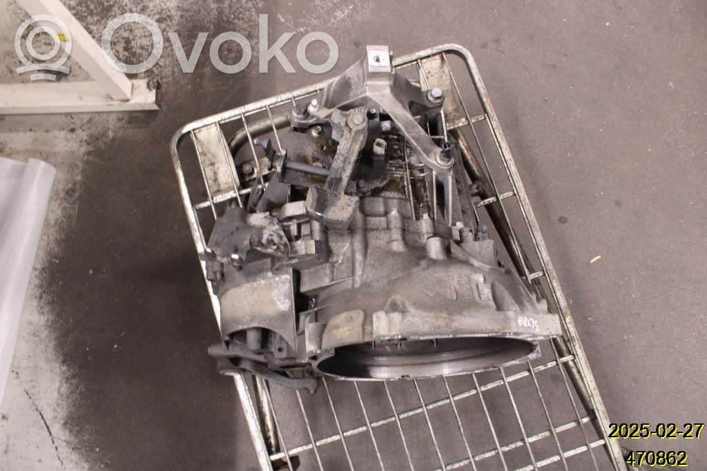 Volvo V50 Manualna 5-biegowa skrzynia biegów 