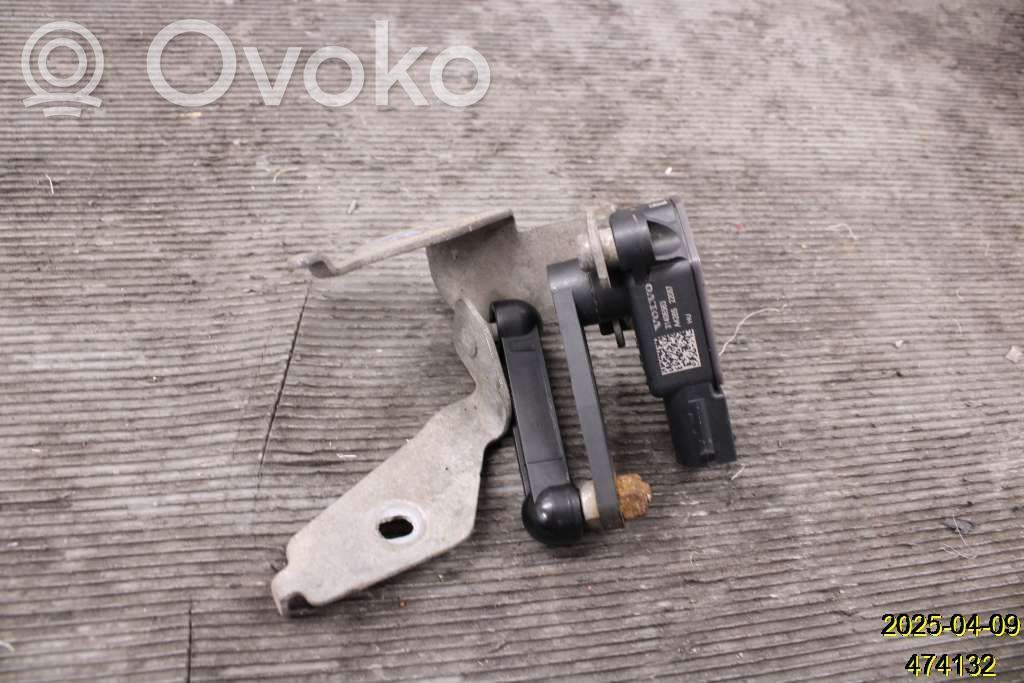 Headlight/headlamp level sensor   32381793,32246631