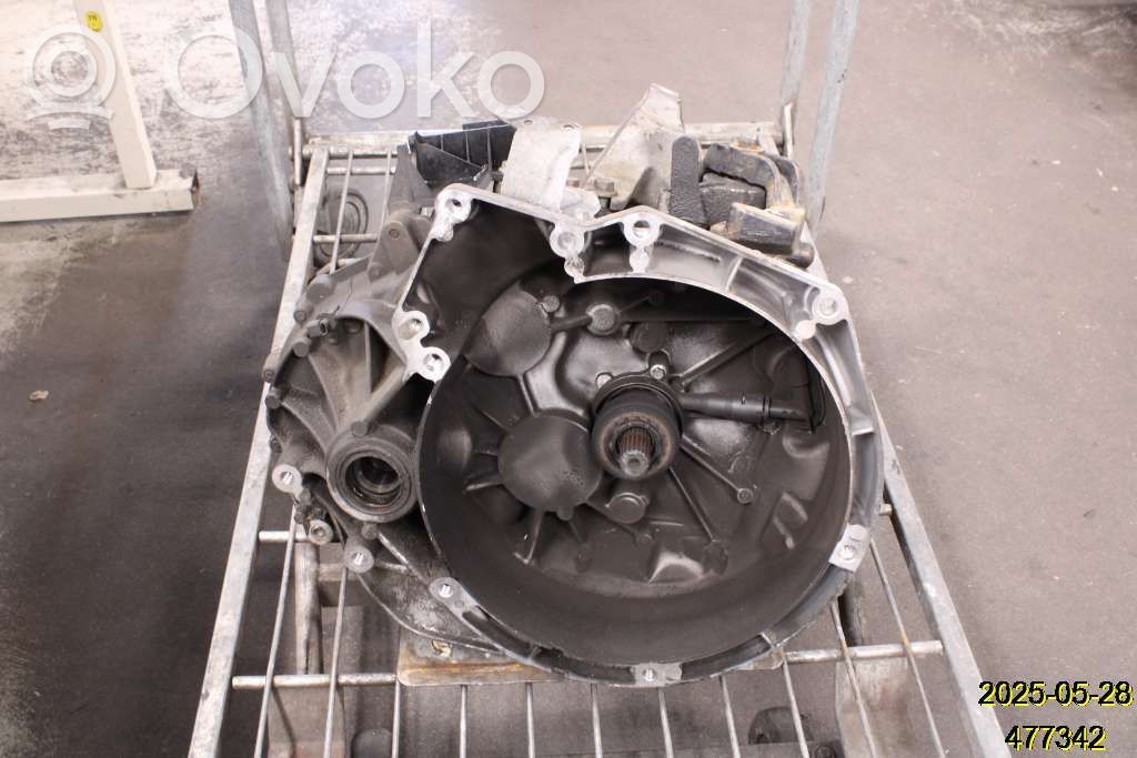 Volvo V50 Manualna 6-biegowa skrzynia biegów 