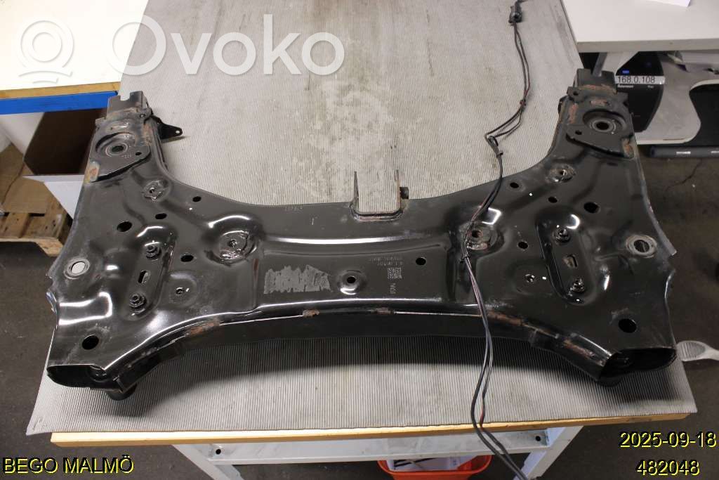 Renault Captur II Front subframe 