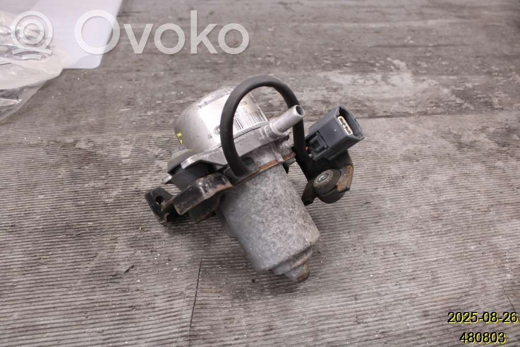 Volvo S80 Vacuum pump 