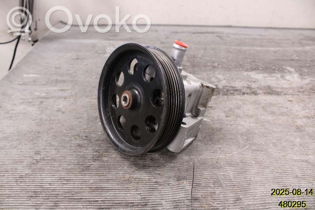 Volvo S60 Ohjaustehostimen pumppu 