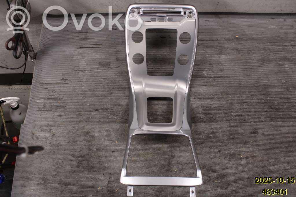 Volvo V70 Dashboard trim 