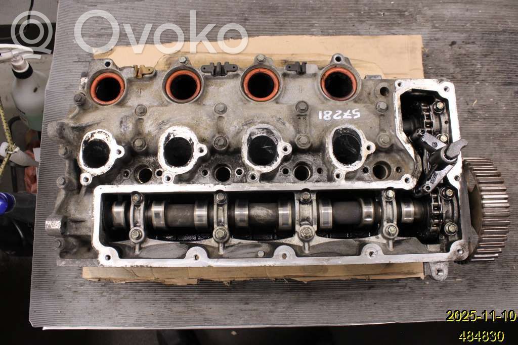 Engine head   8252347