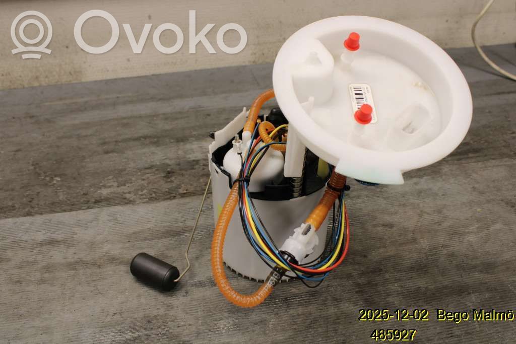 Fuel level sensor   32203572