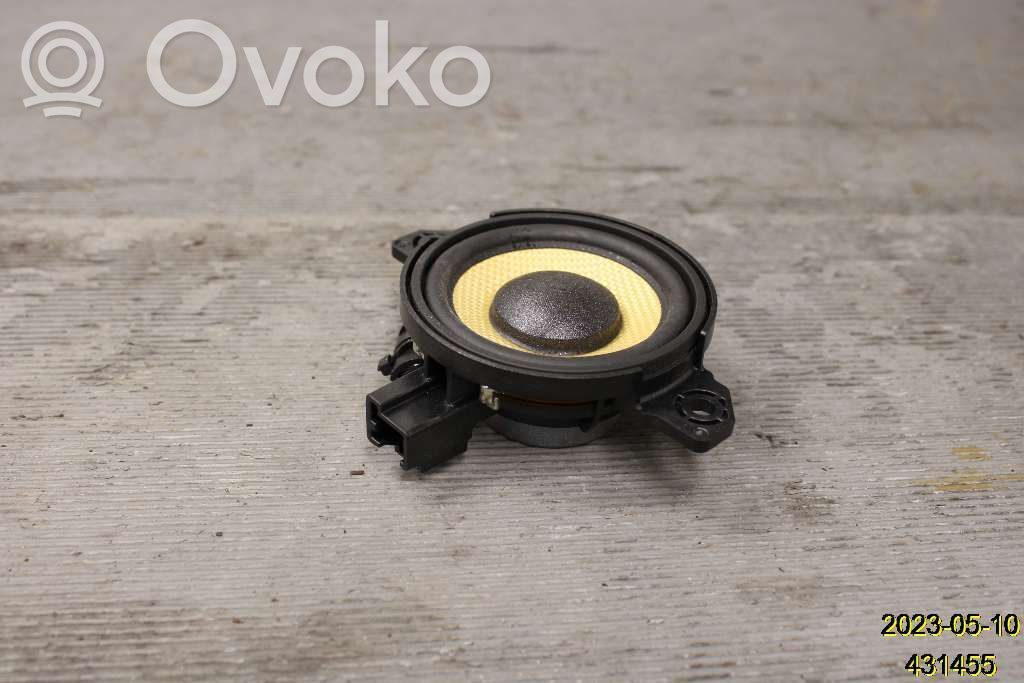 Altavoz del panel   31456665
